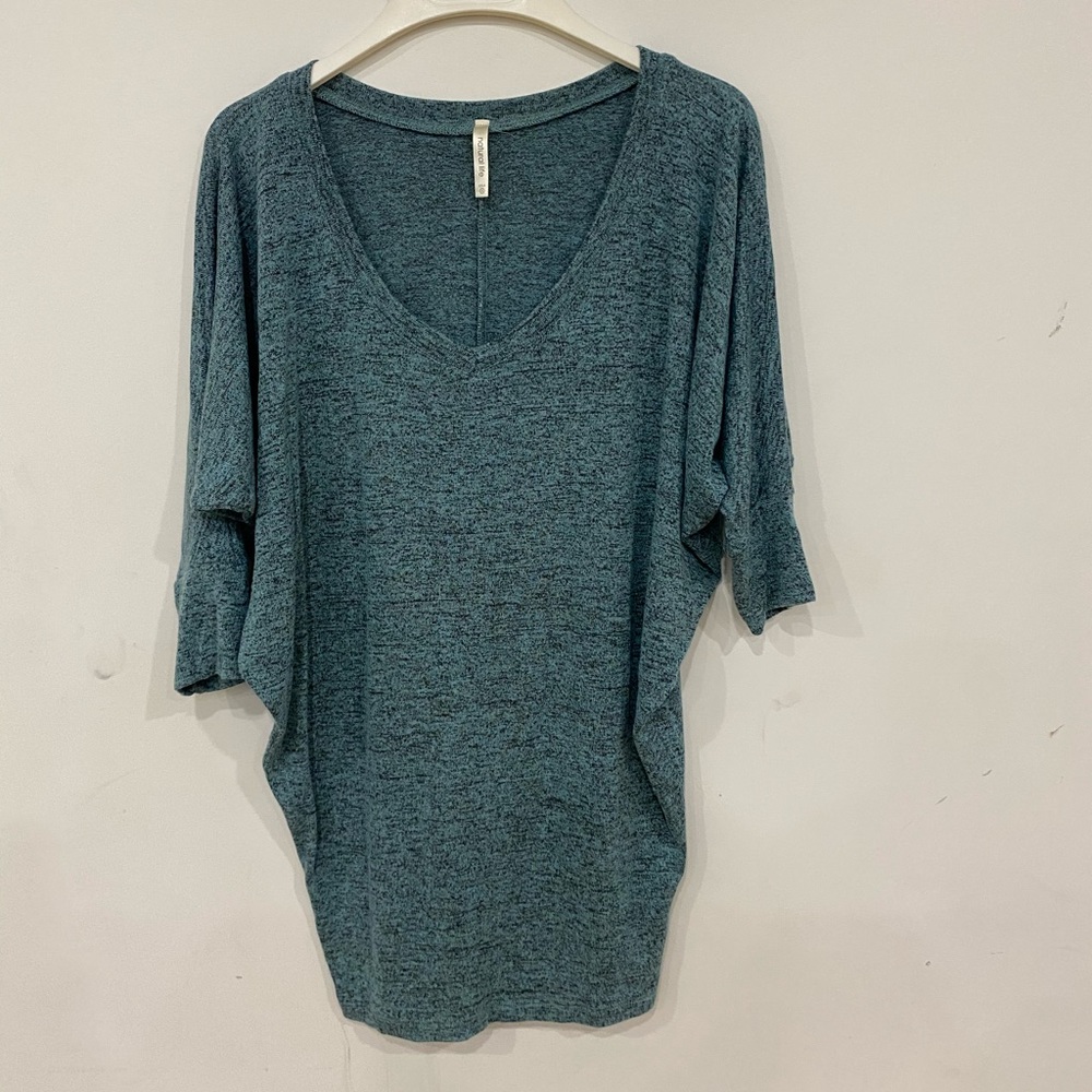 V-Neck T-Shirt 3/4 Sleeve Size S